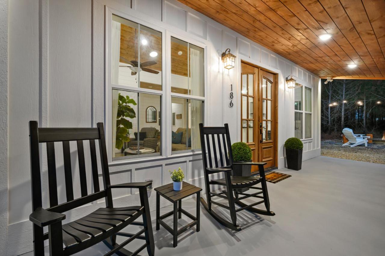 Bella Luna Cabin - Cozy Farmhouse Cabin, Private Deck, Swing Set, Fire Pit, Hot Tub Villa Broken Bow Exterior foto