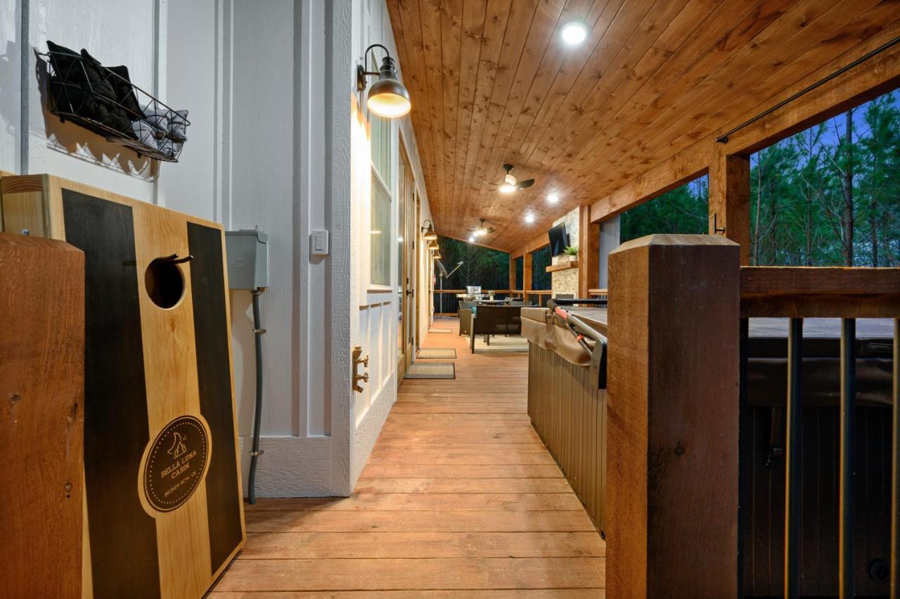 Bella Luna Cabin - Cozy Farmhouse Cabin, Private Deck, Swing Set, Fire Pit, Hot Tub Villa Broken Bow Exterior foto