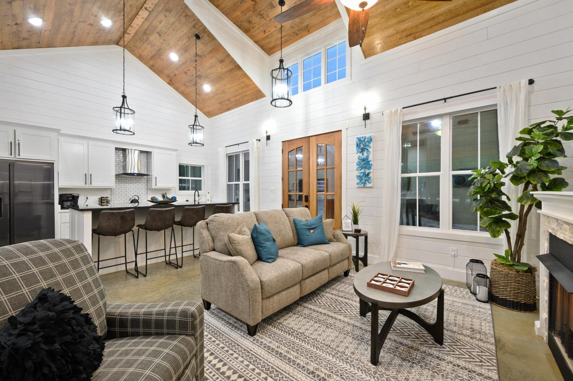 Bella Luna Cabin - Cozy Farmhouse Cabin, Private Deck, Swing Set, Fire Pit, Hot Tub Villa Broken Bow Exterior foto